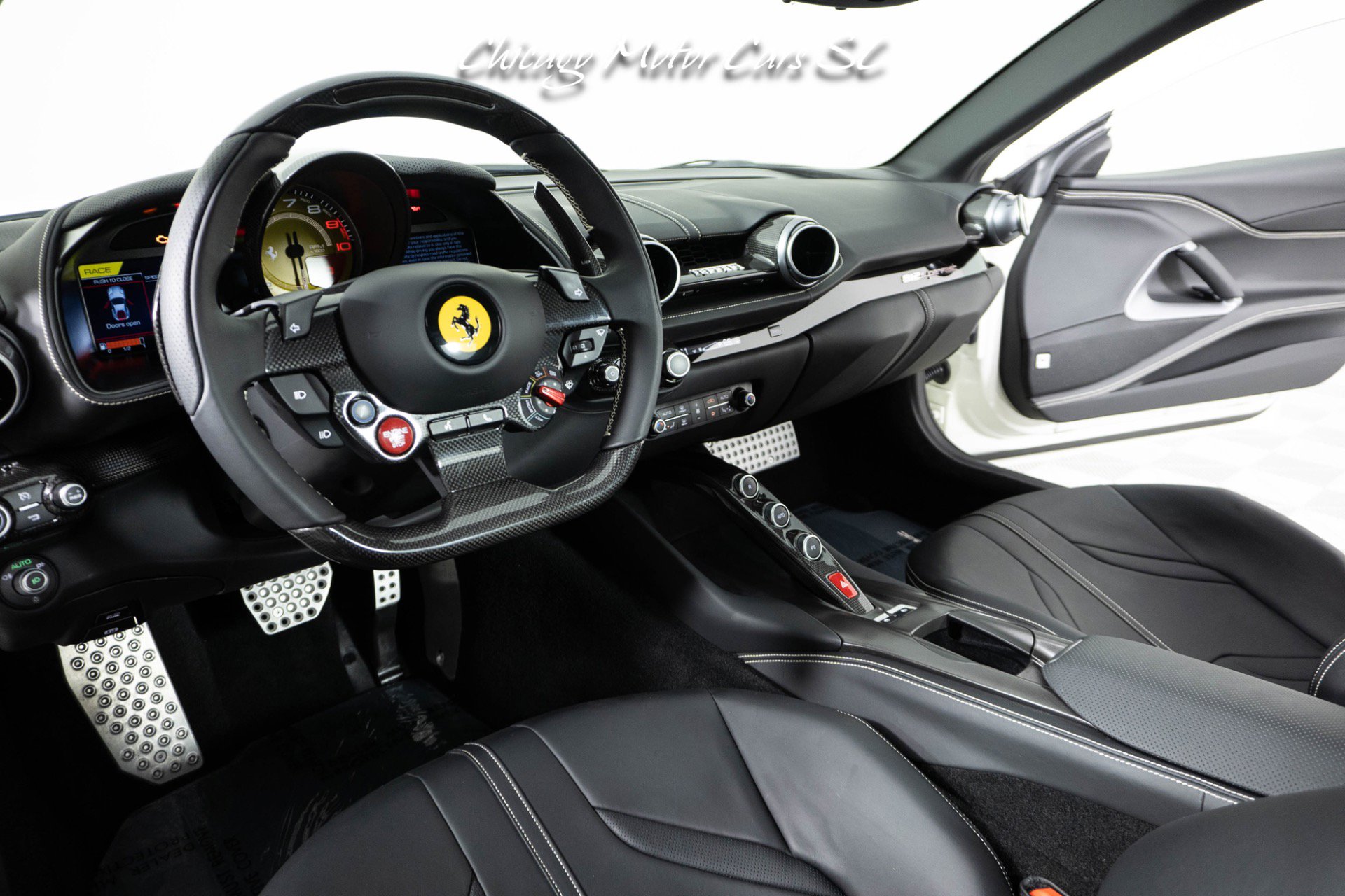 Used 2019 Ferrari 812 Superfast RWD image 28