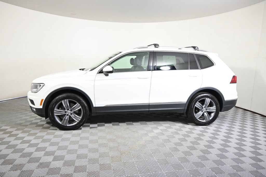 Used 2020 Volkswagen Tiguan SEL AWD/4WD image 2