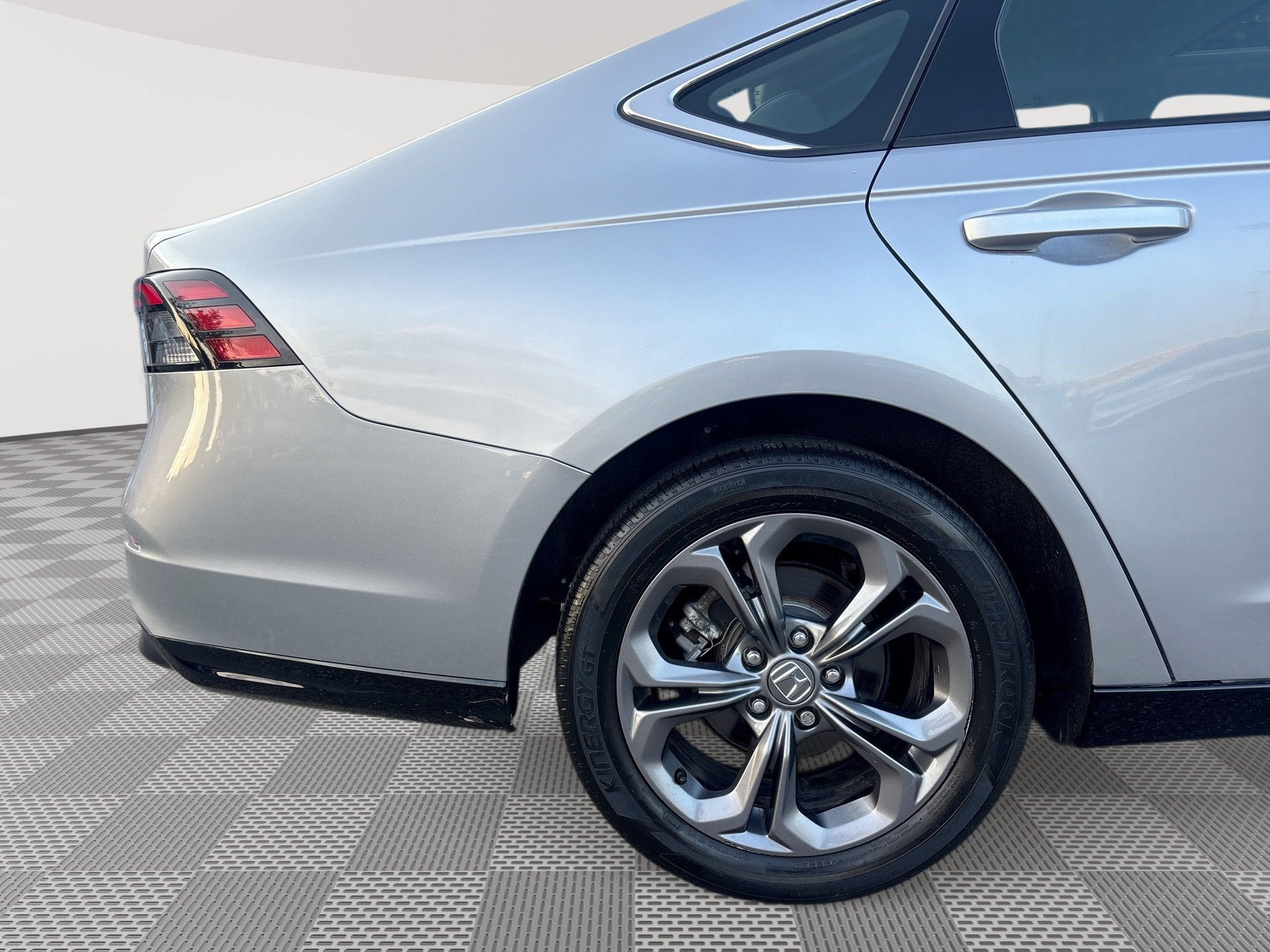 Used 2024 Honda Accord EX-L image 30
