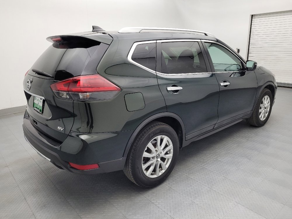 Used 2018 Nissan Rogue SV image 10