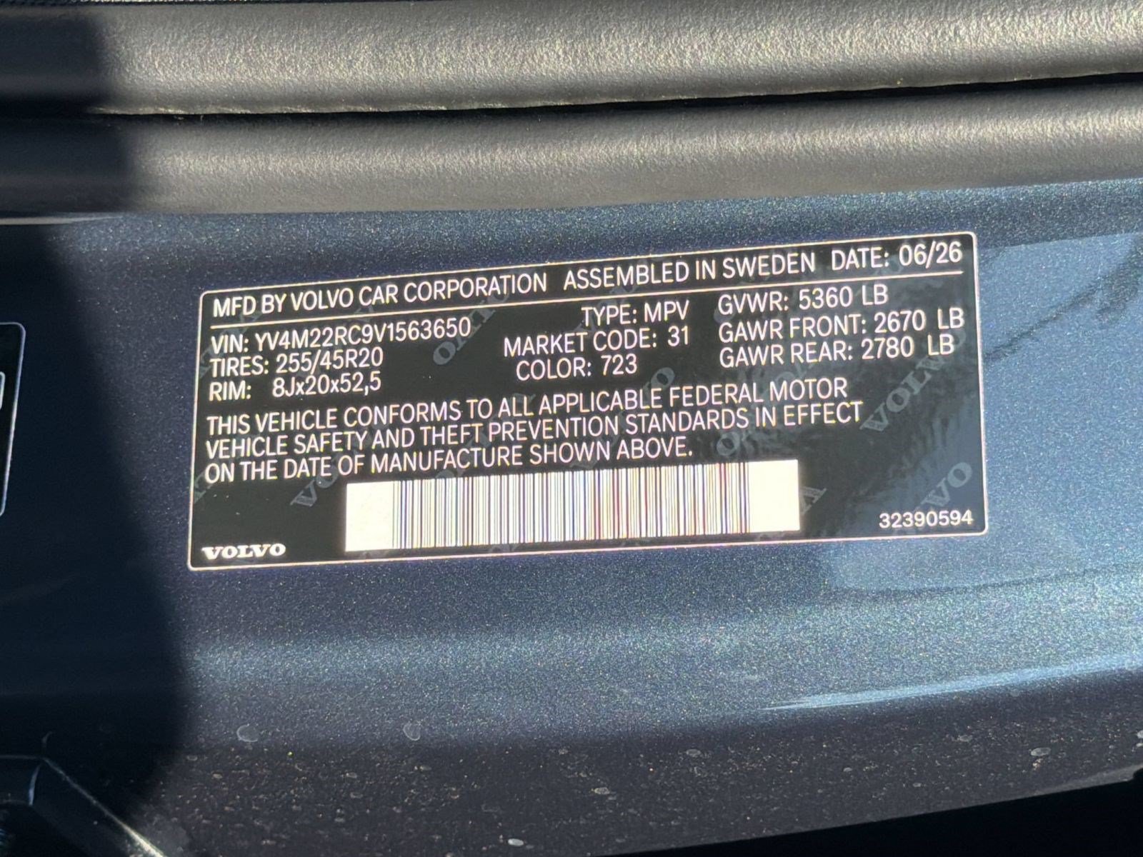 New 2027 Volvo XC60 B5 Plus AWD/4WD image 25