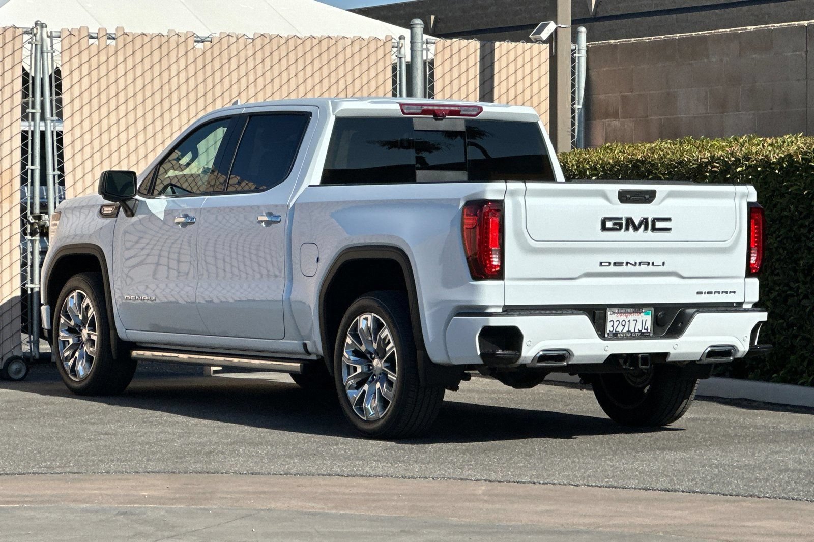 Used 2026 GMC Sierra 1500 Denali AWD/4WD image 6