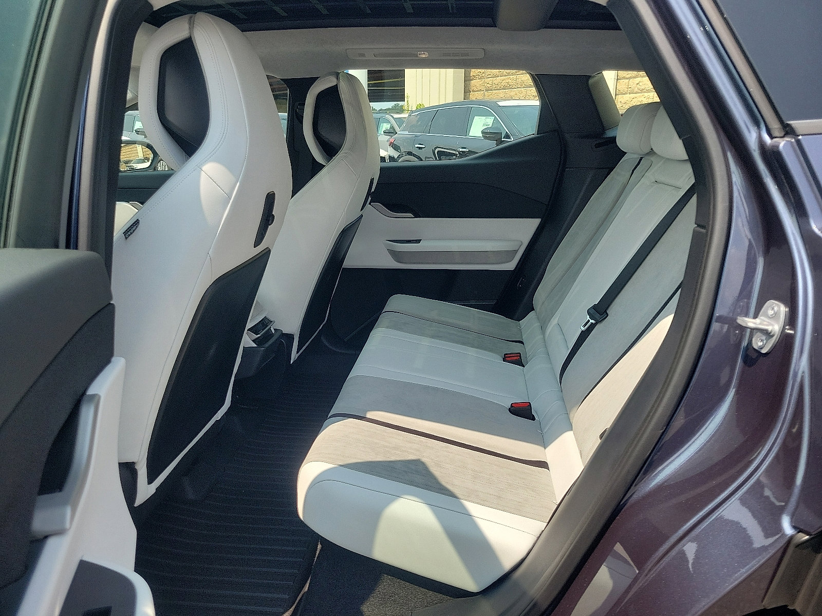 Used 2023 Fisker Ocean Extreme image 10