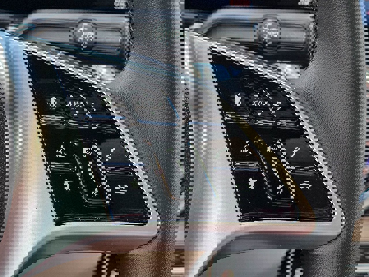 New 2026 Mercedes-Benz GLB 250 4MATIC image 26