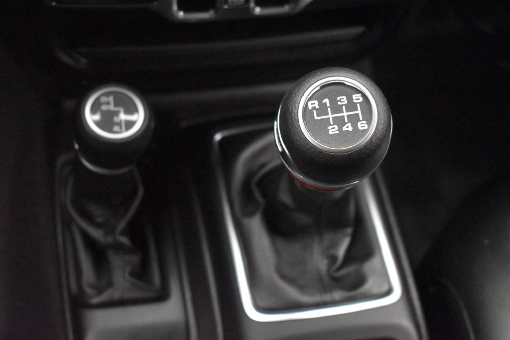 Used 2021 Jeep Wrangler Unlimited Sahara AWD/4WD image 26