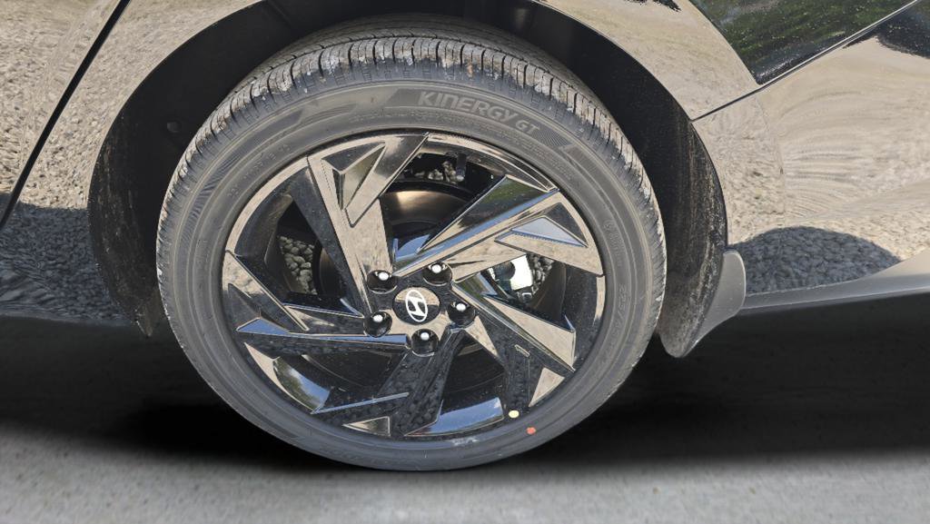 New 2026 Hyundai Elantra SEL Sport Premium FWD image 30
