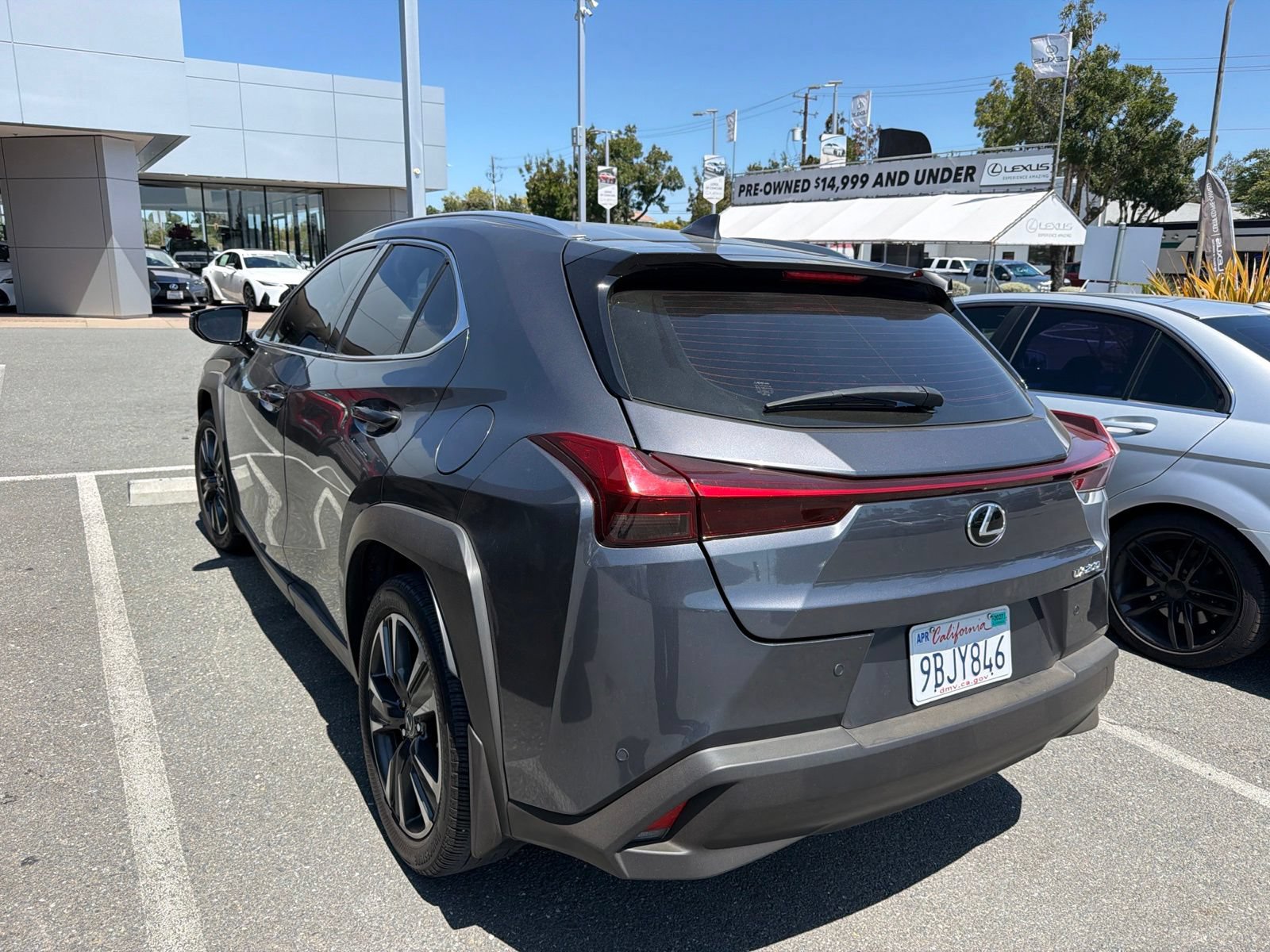 Used 2022 Lexus UX 200 w/ Accessory Package (Z2) FWD image 3