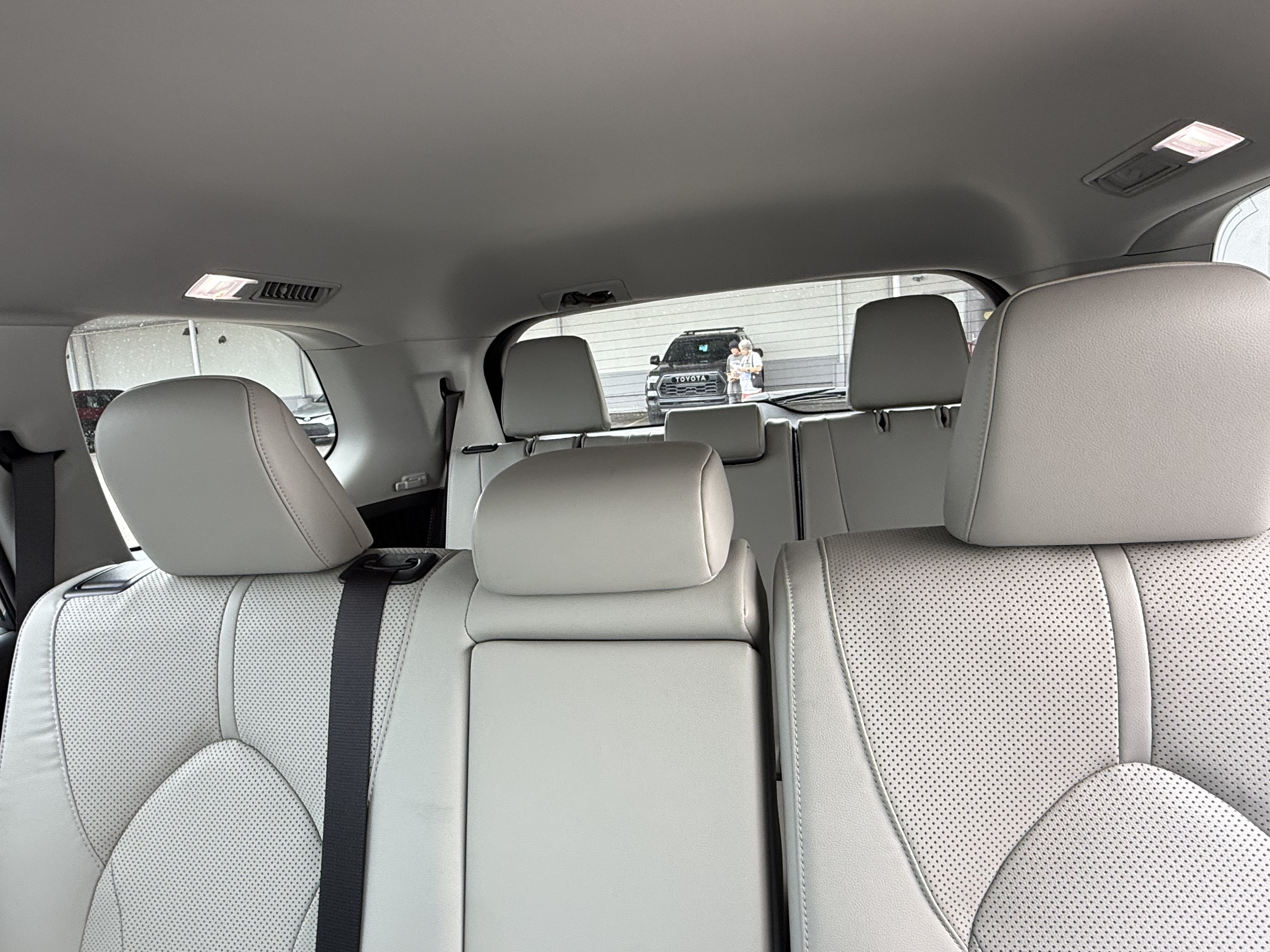 Certified 2024 Toyota Grand Highlander AWD image 5