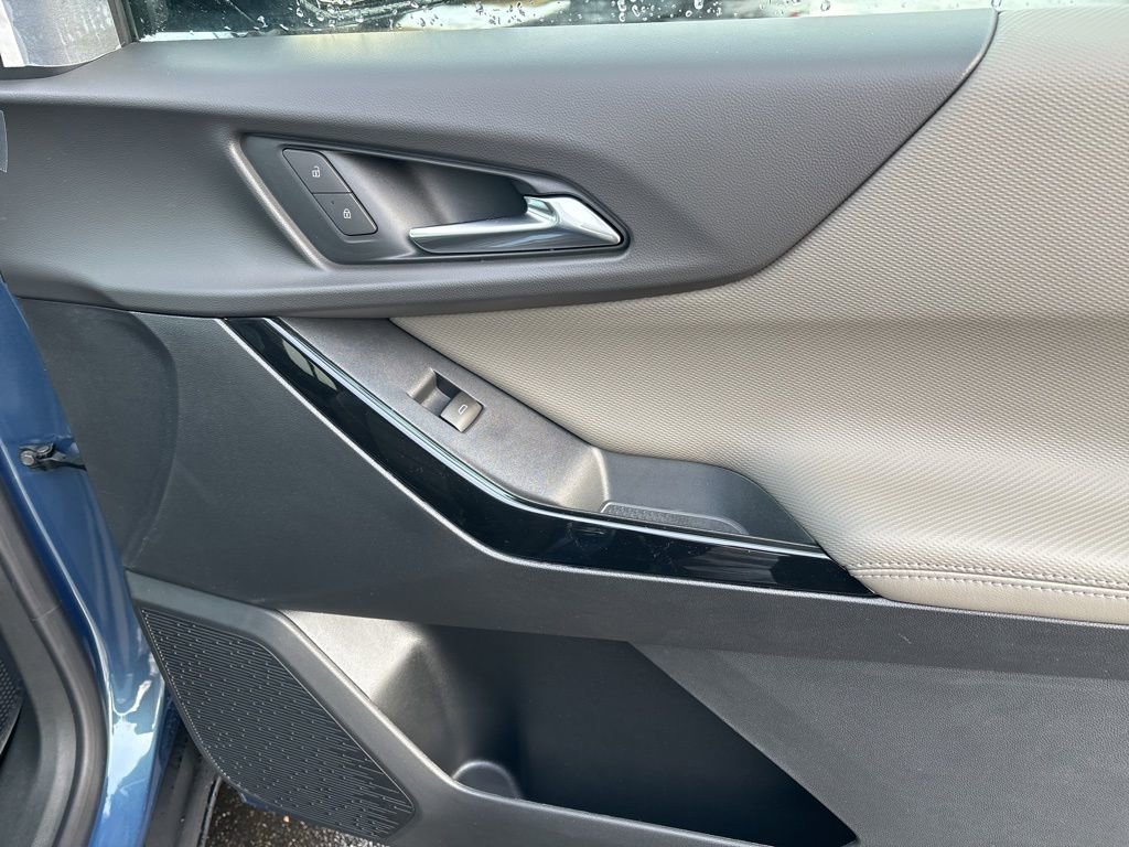 New 2026 Chevrolet Equinox LT w/ Convenience Package II image 25