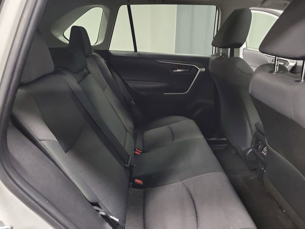 Used 2019 Toyota RAV4 XLE image 23