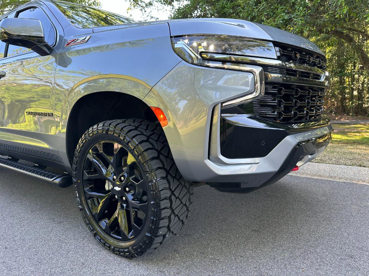 Used 2022 Chevrolet Suburban Z71 w/ Luxury Package AWD/4WD image 62