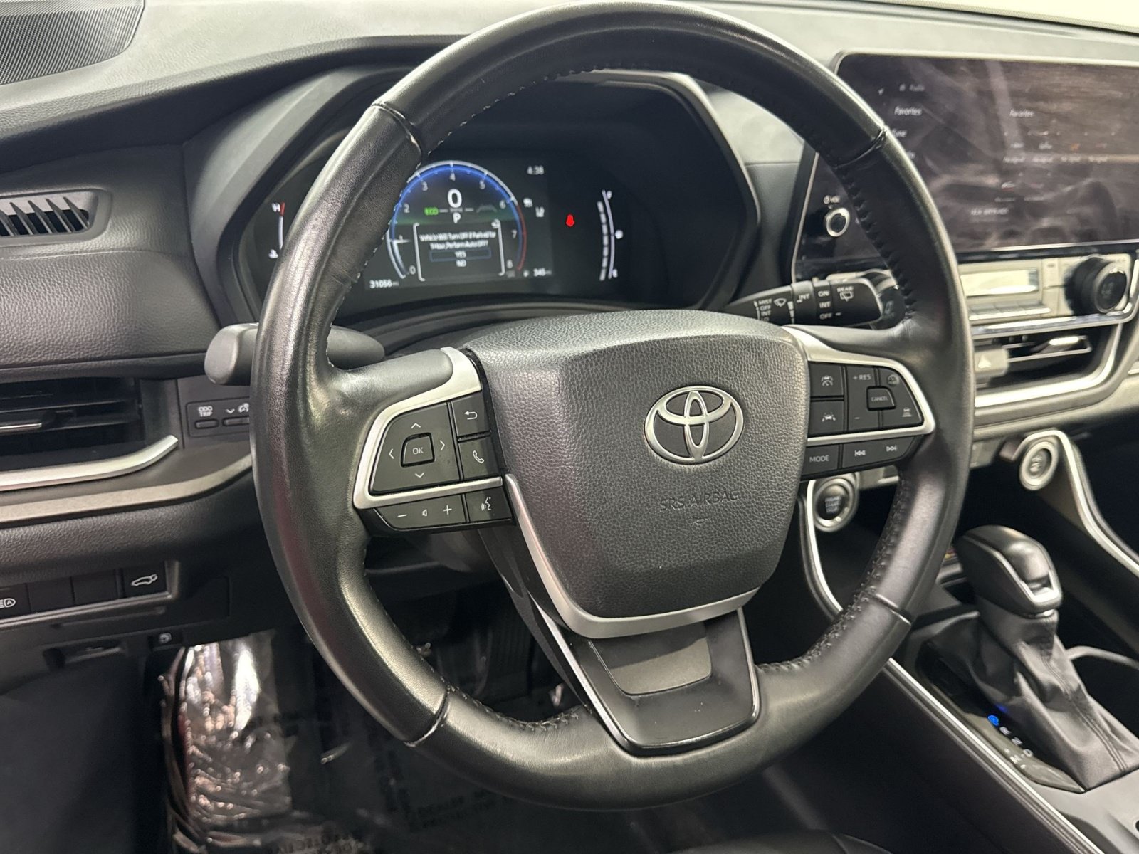 Used 2025 Toyota Grand Highlander FWD image 28