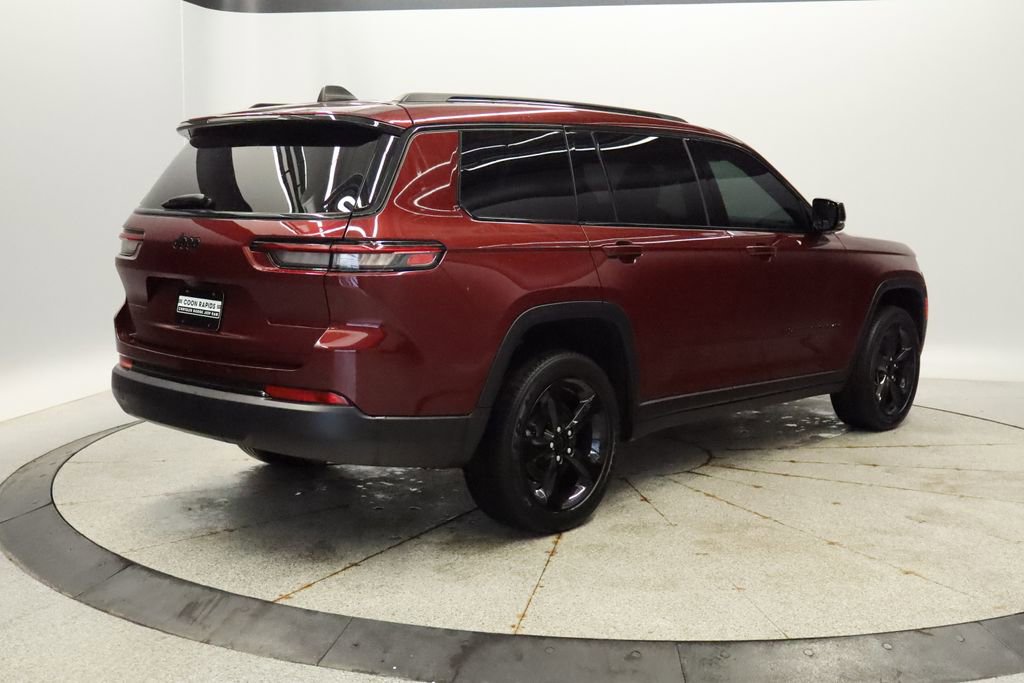 Used 2023 Jeep Grand Cherokee L Laredo image 6