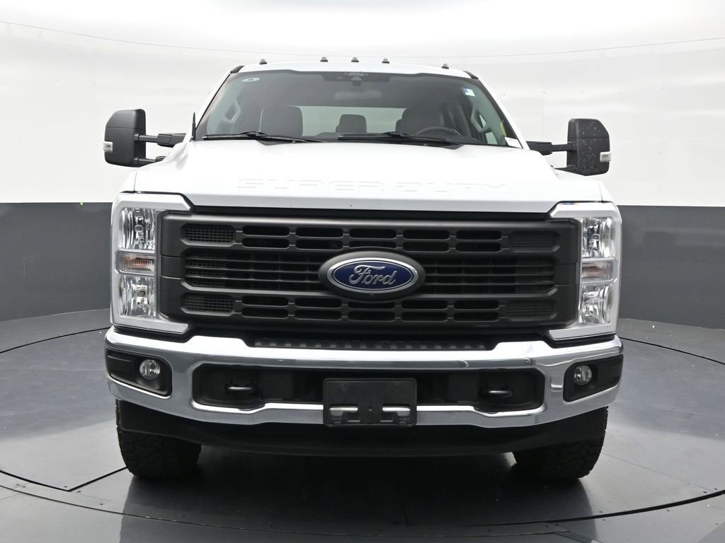 Used 2024 Ford F250 XL w/ 360-Degree Camera Package AWD/4WD image 2