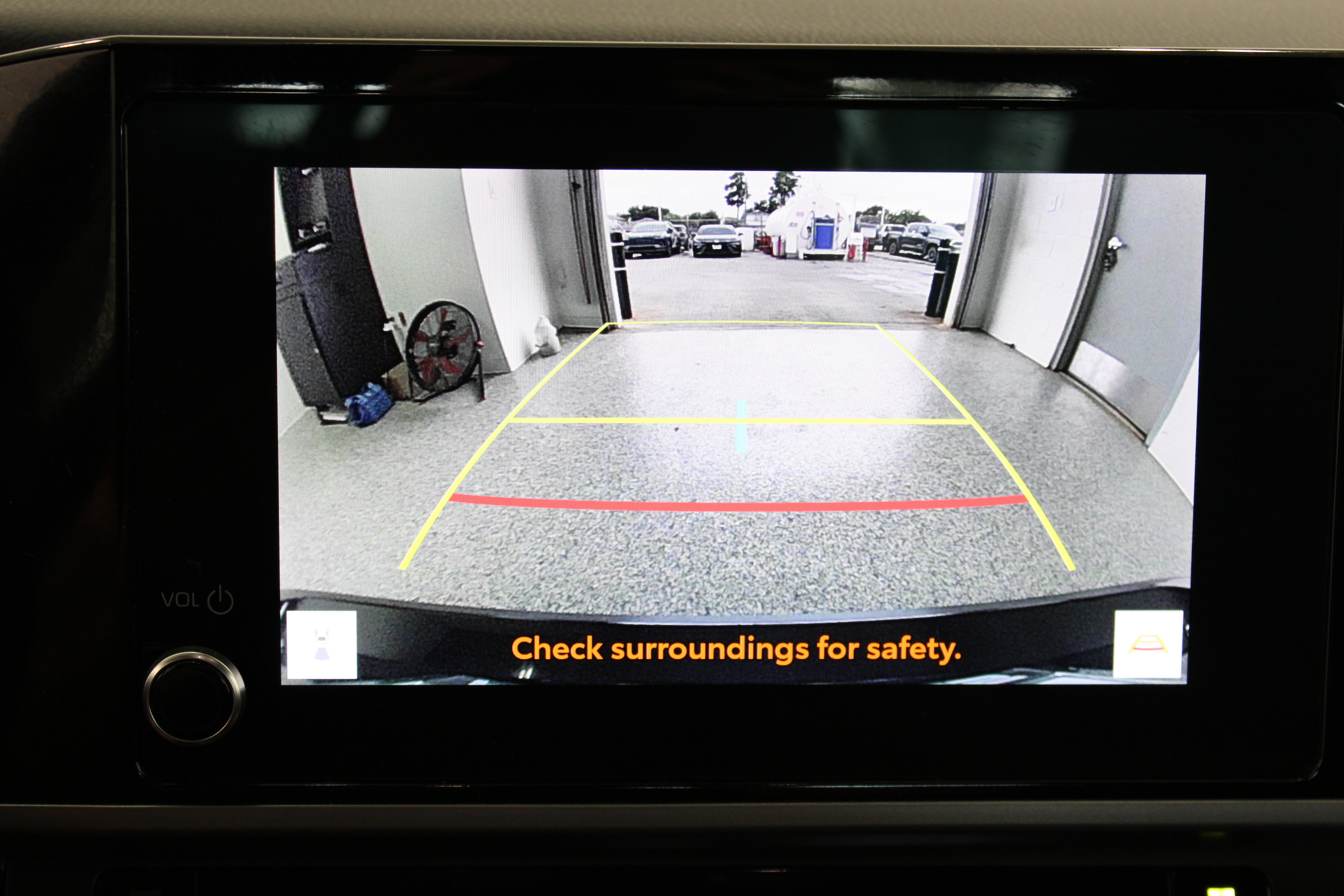 Used 2025 Toyota Camry SE FWD image 21
