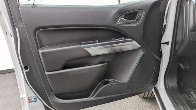 Used 2022 Chevrolet Colorado LT w/ Fleet Safety Package image 13