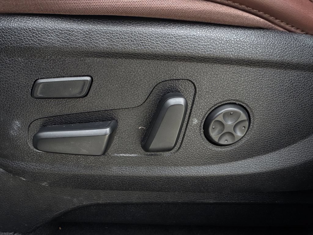 Used 2024 Kia Telluride SX Prestige AWD/4WD image 26