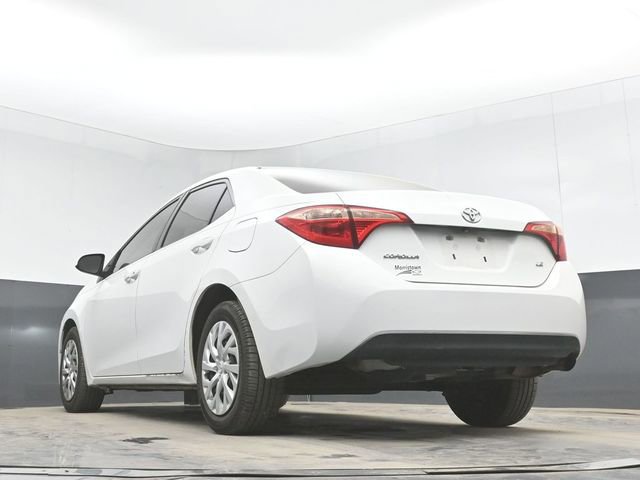 Used 2017 Toyota Corolla LE image 31