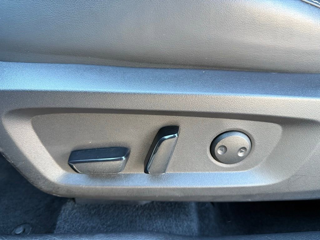 Used 2023 Mitsubishi Outlander SE image 21