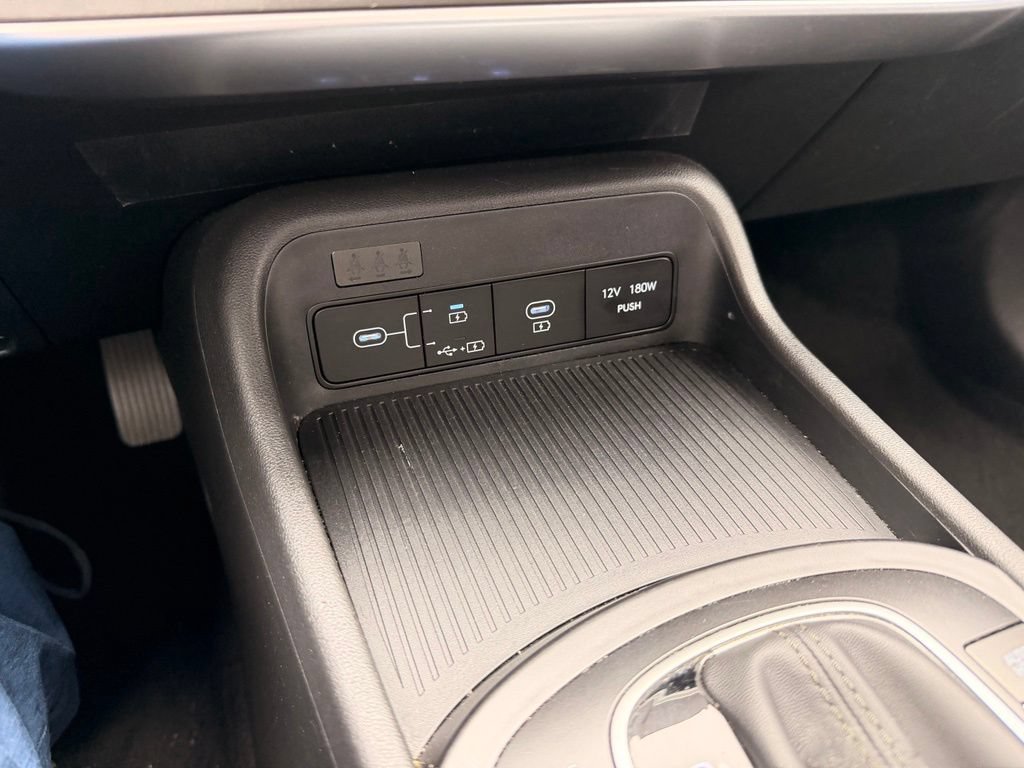 Used 2025 Hyundai Kona SEL AWD/4WD image 23