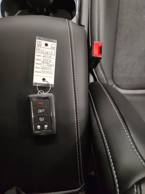 New 2026 Jeep Grand Cherokee Laredo image 23