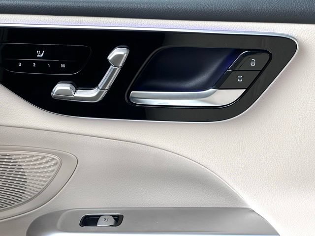 Used 2024 Mercedes-Benz C 300 4MATIC Sedan image 31