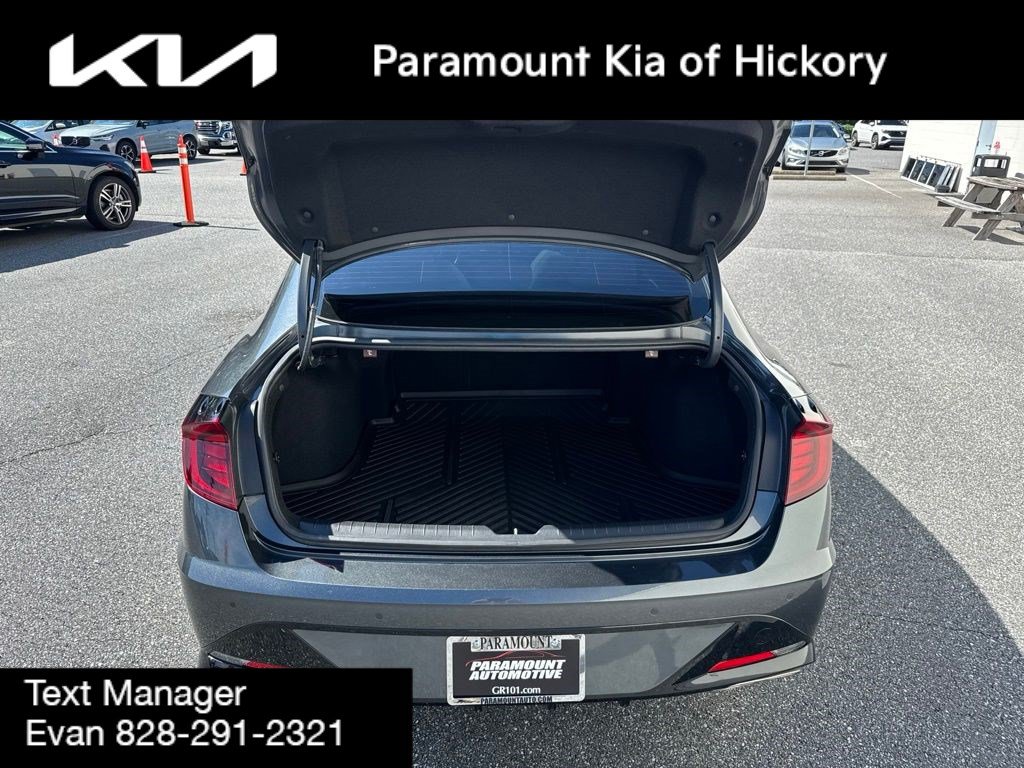 Used 2022 Hyundai Sonata Limited FWD image 10
