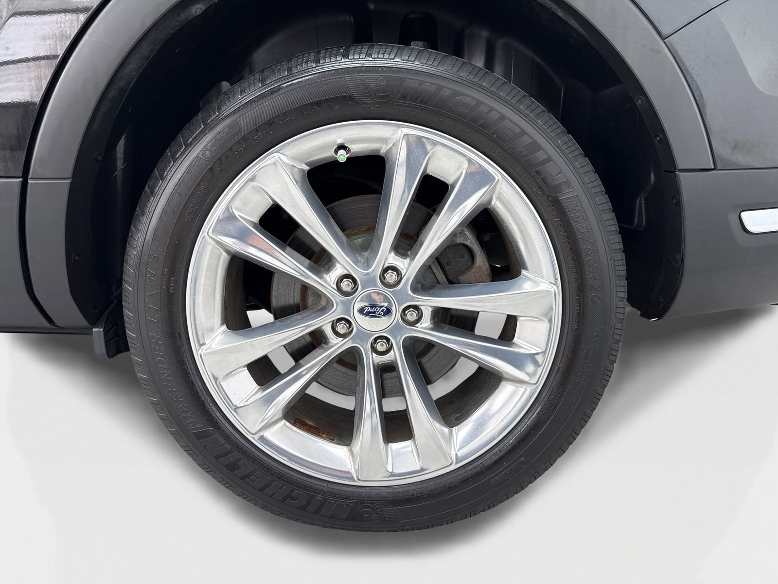 Used 2018 Ford Explorer Limited w/ Ford Safe & Smart Package FWD image 55