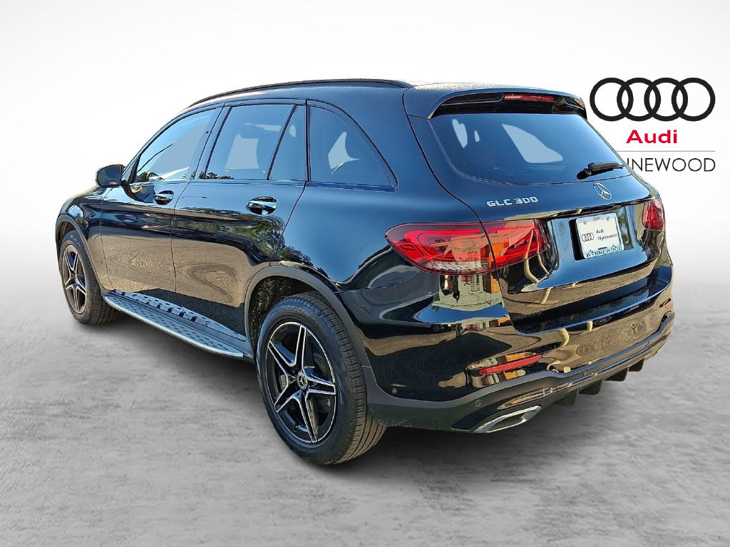 Used 2020 Mercedes-Benz GLC 300 4MATIC image 4