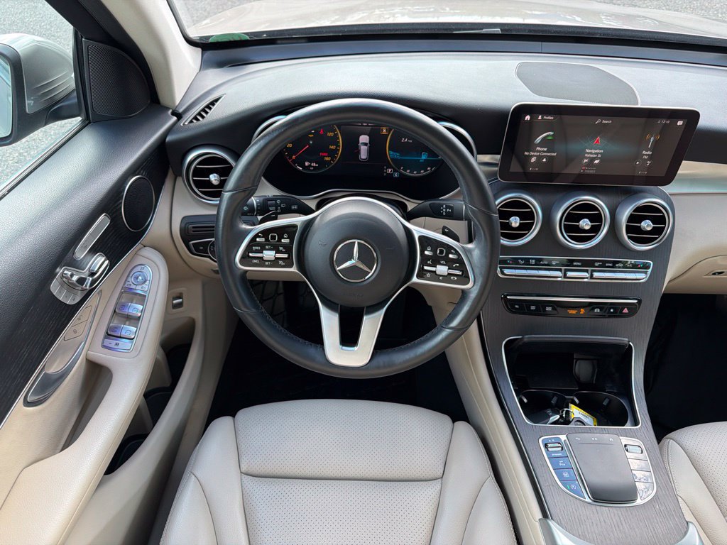 Used 2022 Mercedes-Benz GLC 300 4MATIC w/ Multimedia Package Lite image 28