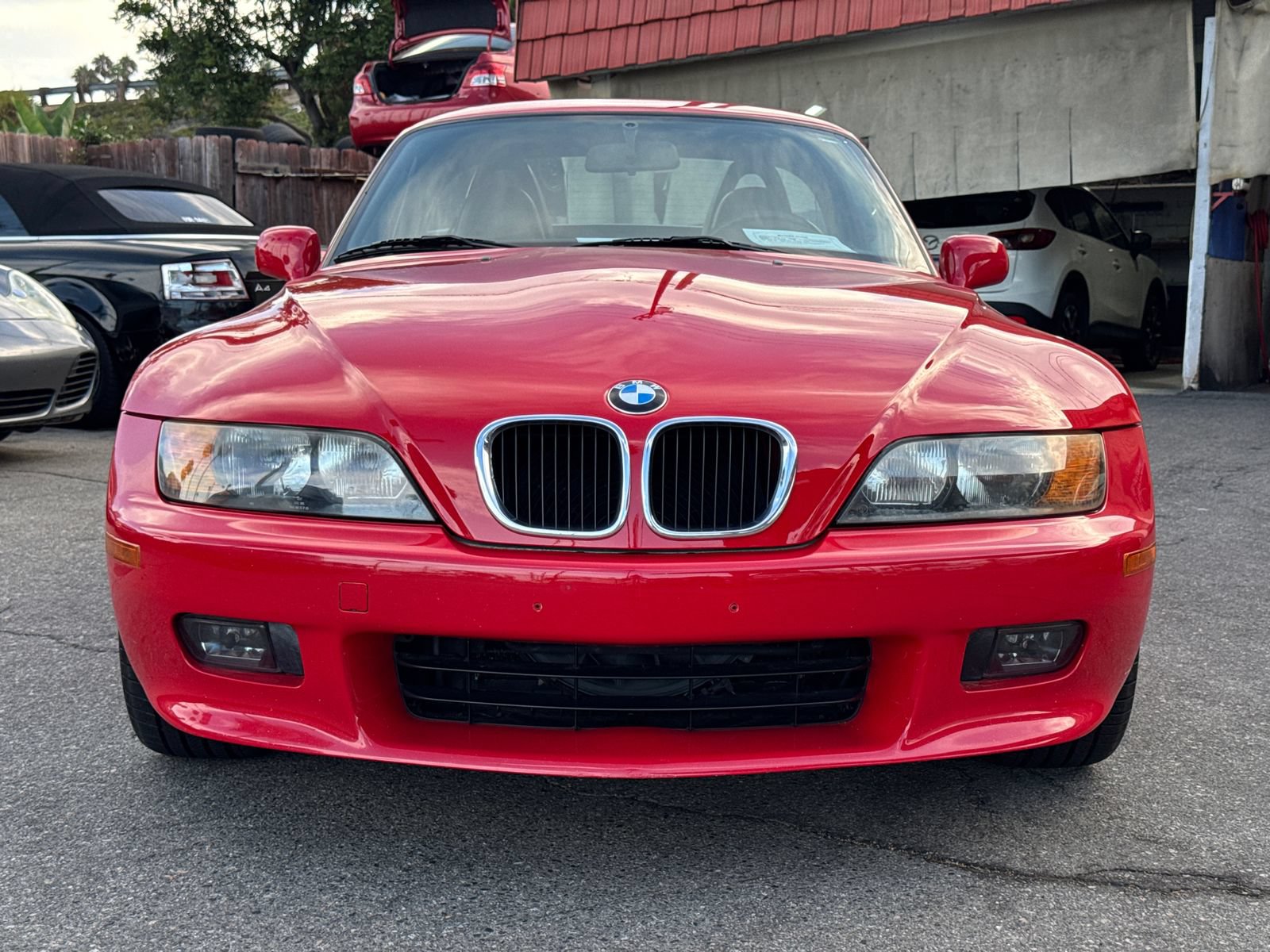 Used 1998 BMW Z3 2.8 RWD image 3