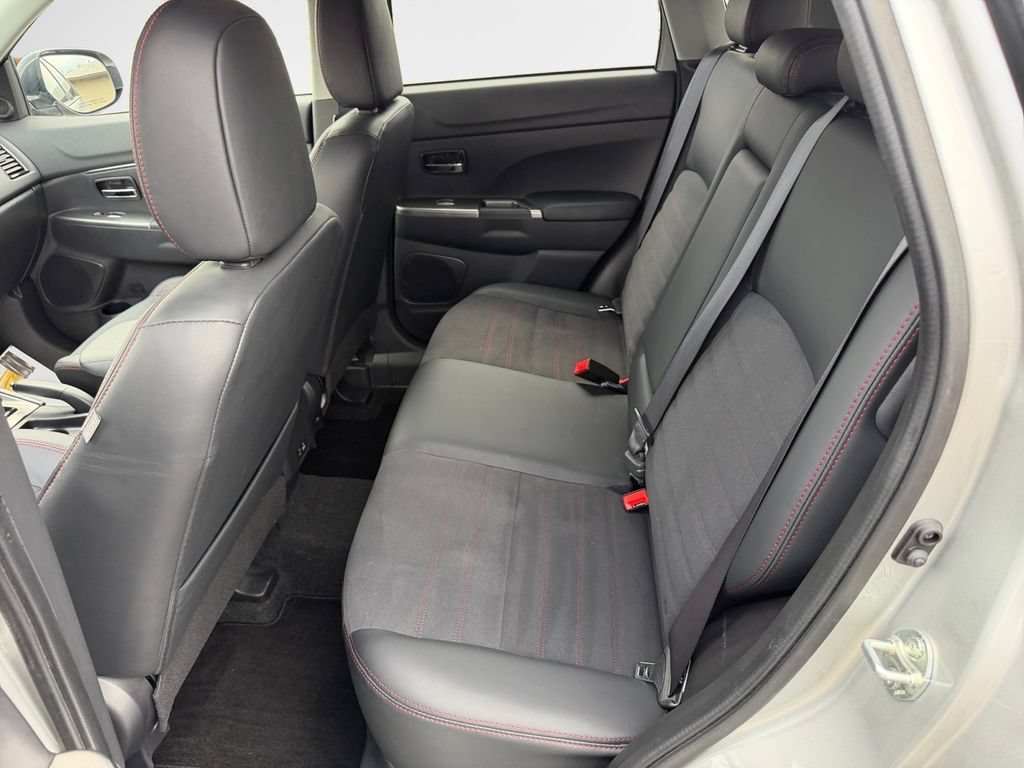 Used 2024 Mitsubishi Outlander Sport SE AWD/4WD image 24
