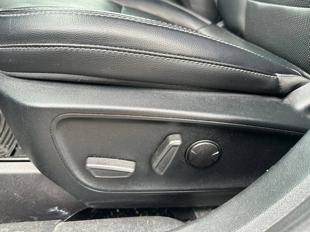 Used 2020 Ford Escape SEL AWD/4WD image 17