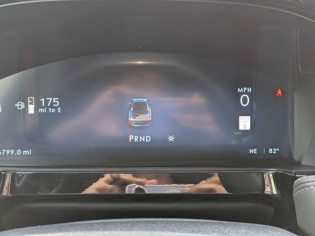 Used 2025 Lincoln Corsair FWD w/ Equipment Group 101A image 30