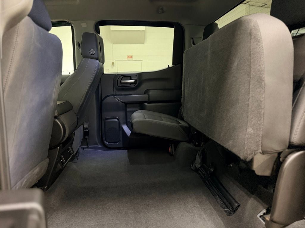 Used 2019 Chevrolet Silverado 1500 Custom w/ Custom Value Package image 24