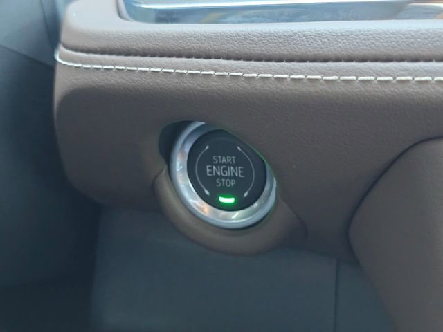 Certified 2025 Chevrolet Suburban High Country image 32