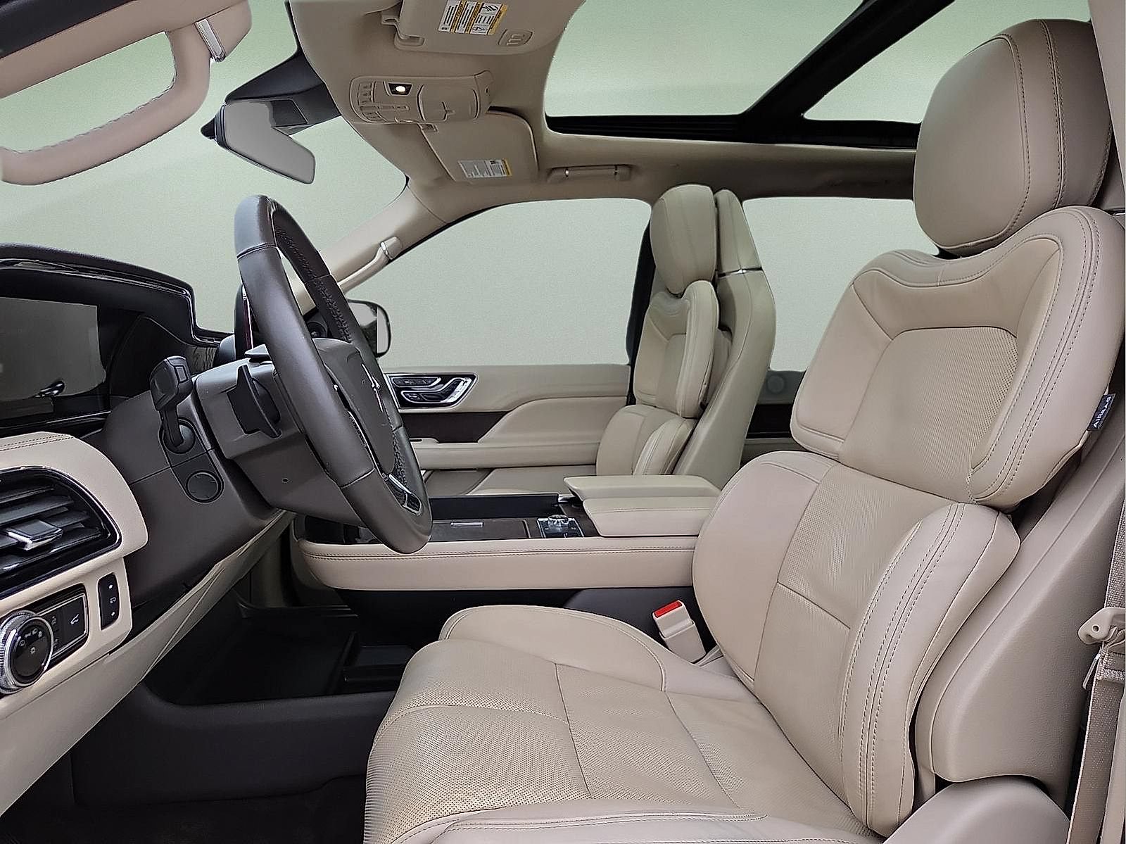 Used 2021 Lincoln Navigator L Reserve w/ Luxury Package AWD/4WD image 15