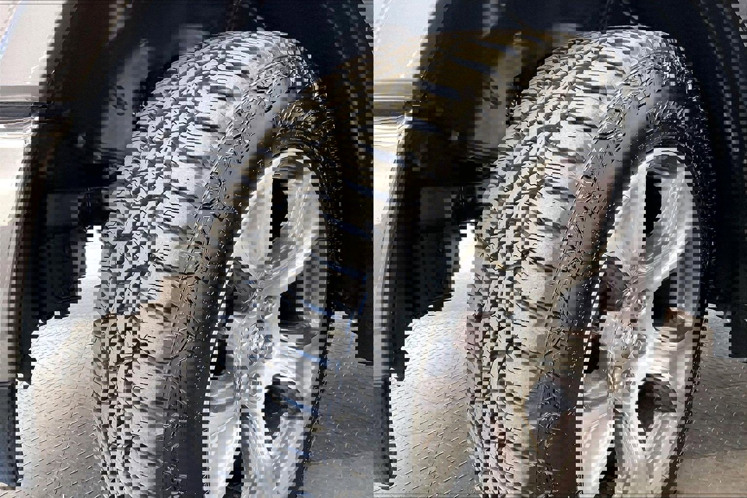 Used 2020 RAM 1500 Laramie image 33