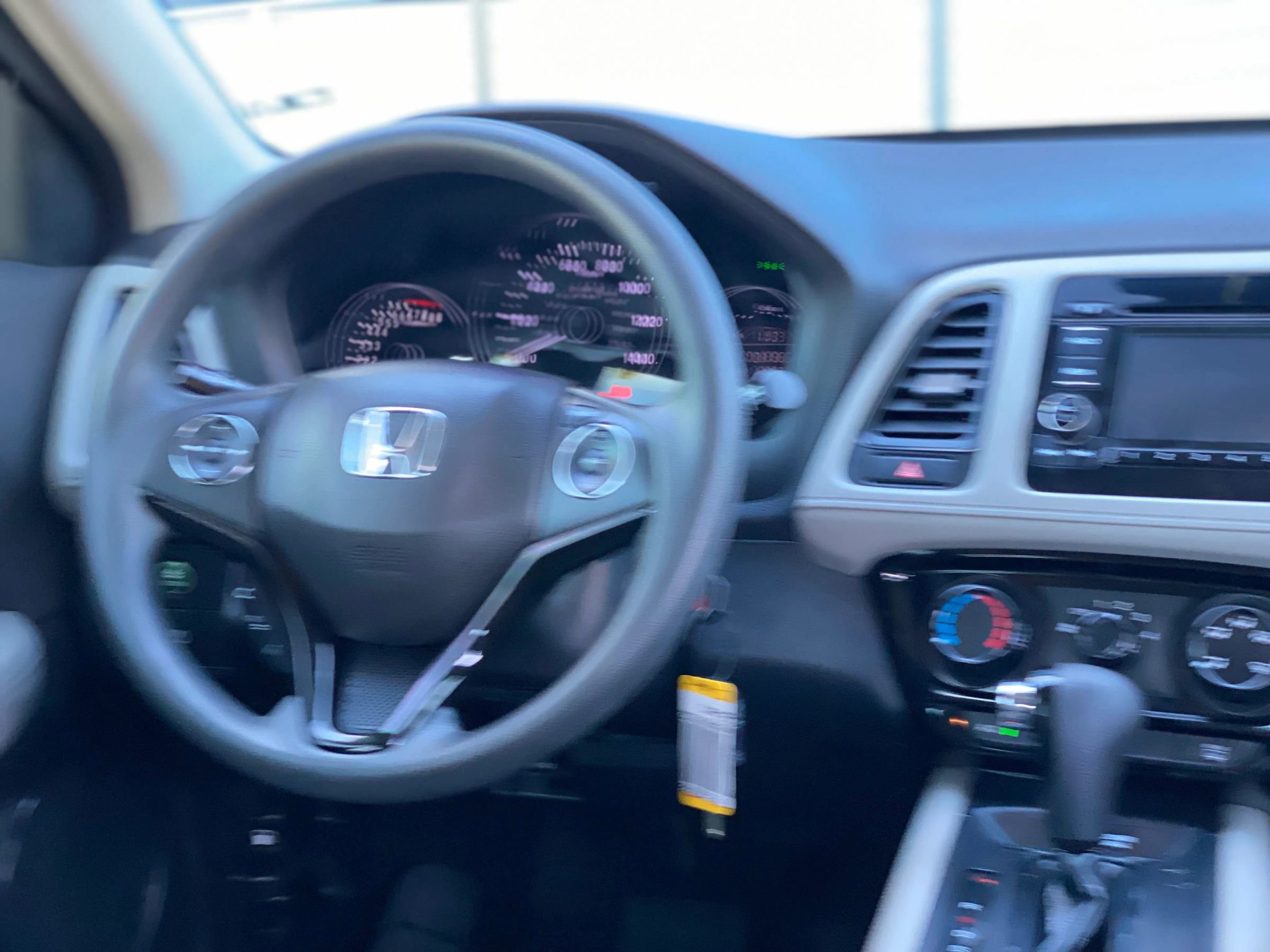 Used 2019 Honda HR-V LX image 38