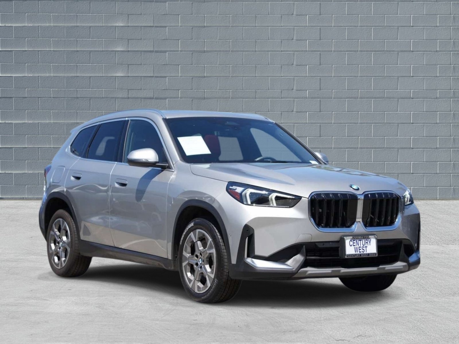 Used 2023 BMW X1 xDrive28i w/ Convenience Package
