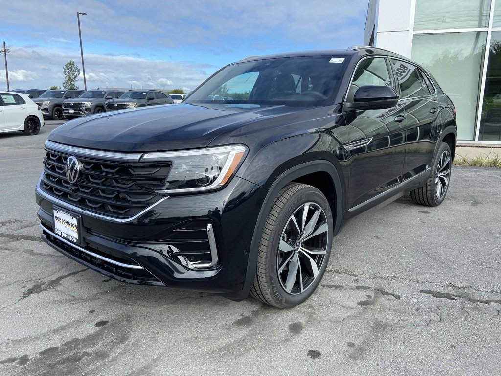 New 2026 Volkswagen Atlas Cross Sport SEL Premium R-Line image 3