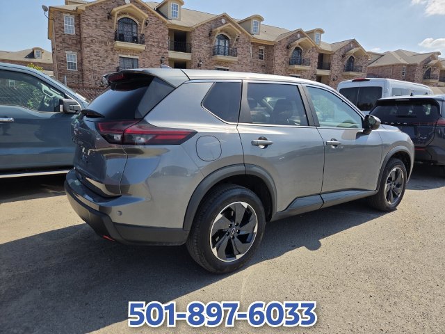 Used 2025 Nissan Rogue SV FWD image 4