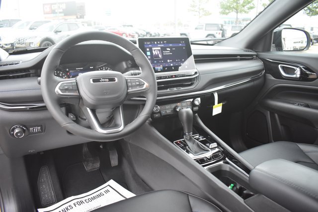 New 2026 Jeep Compass Limited AWD/4WD image 18