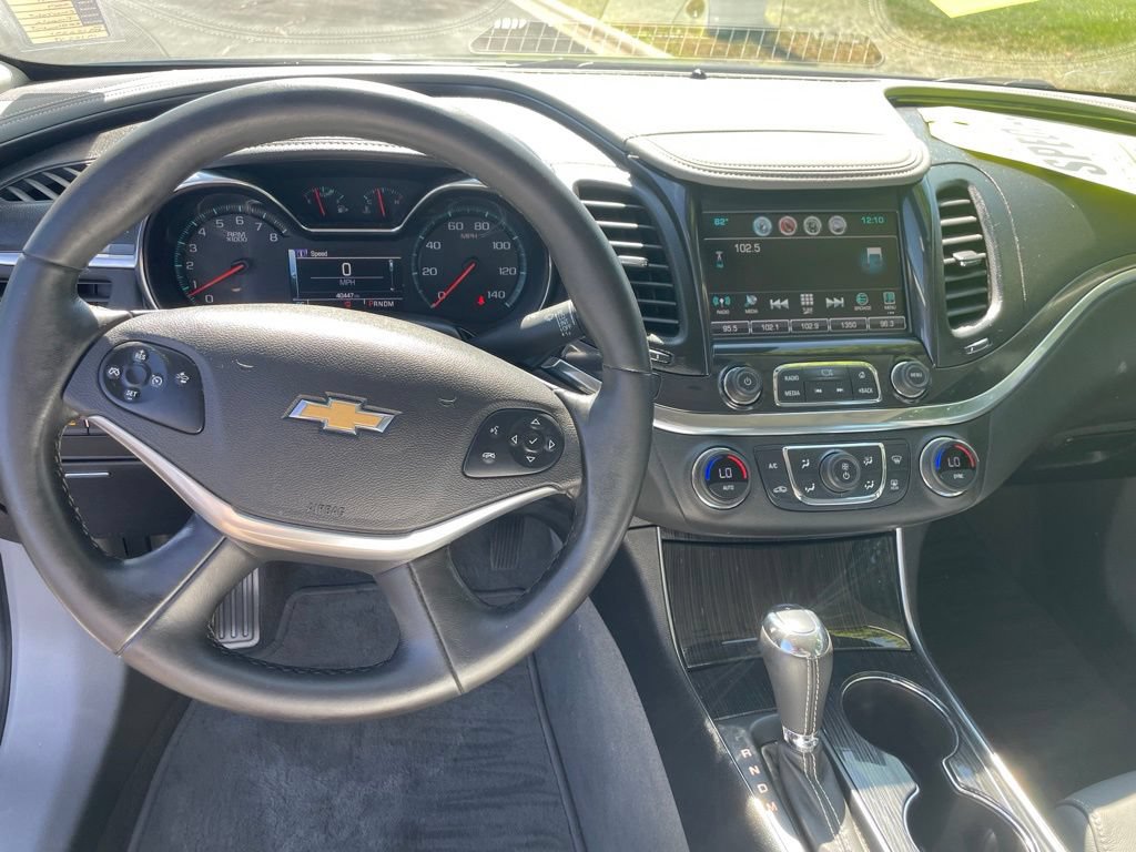 Used 2017 Chevrolet Impala LT w/ Leather Package FWD image 9