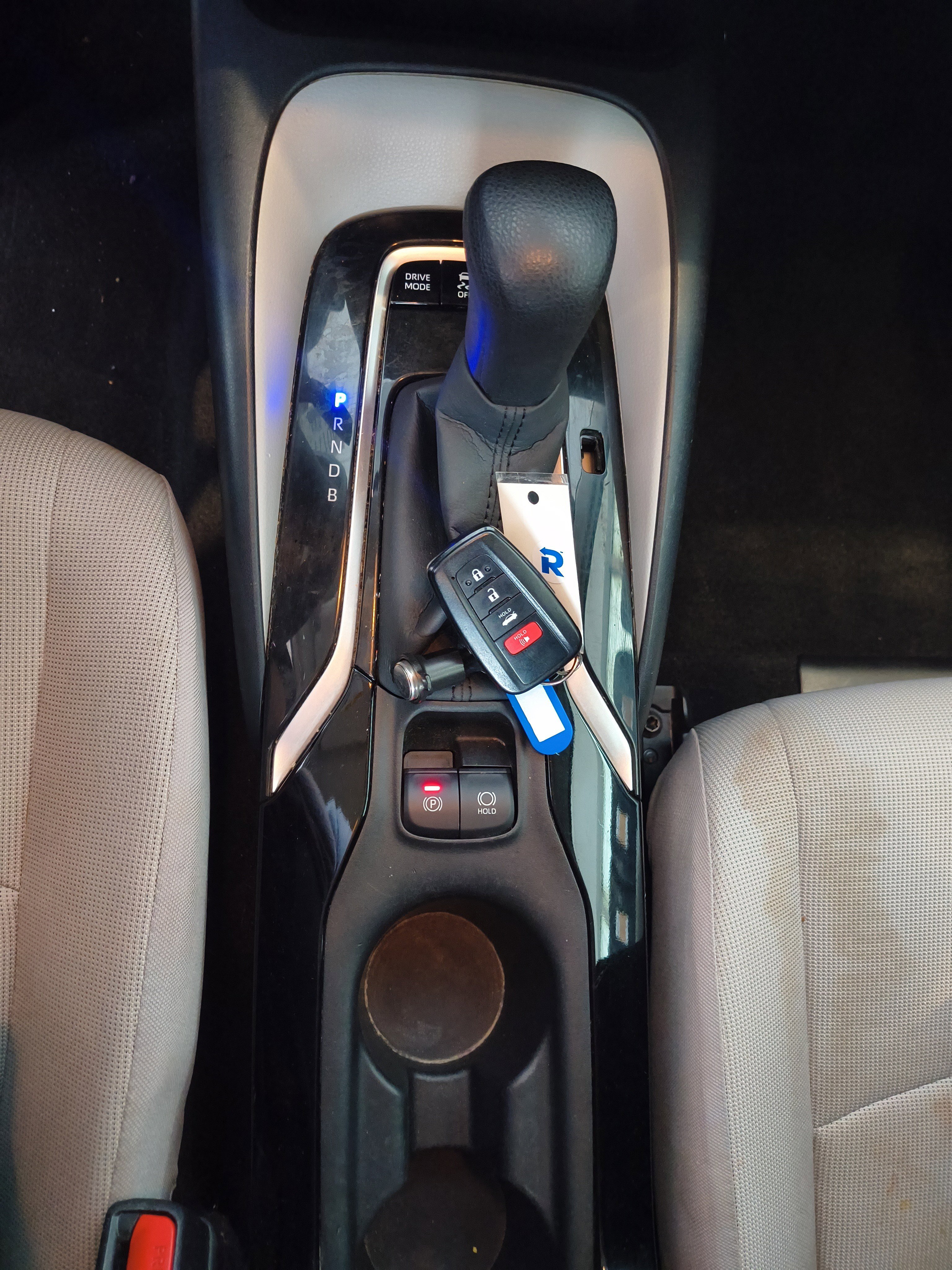 Used 2022 Toyota Corolla LE image 21