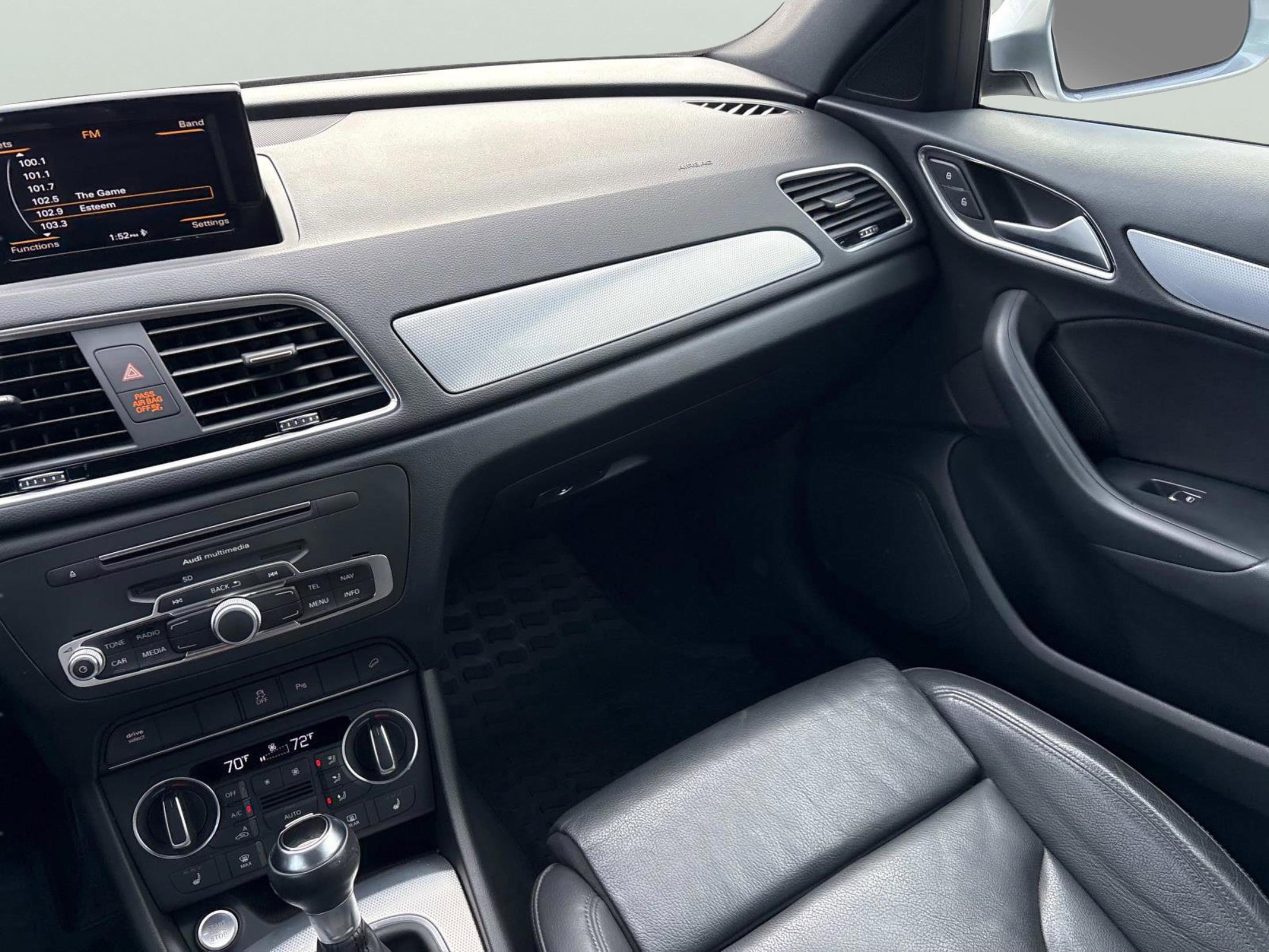 Used 2018 Audi Q3 2.0T Premium w/ Convenience Package image 15