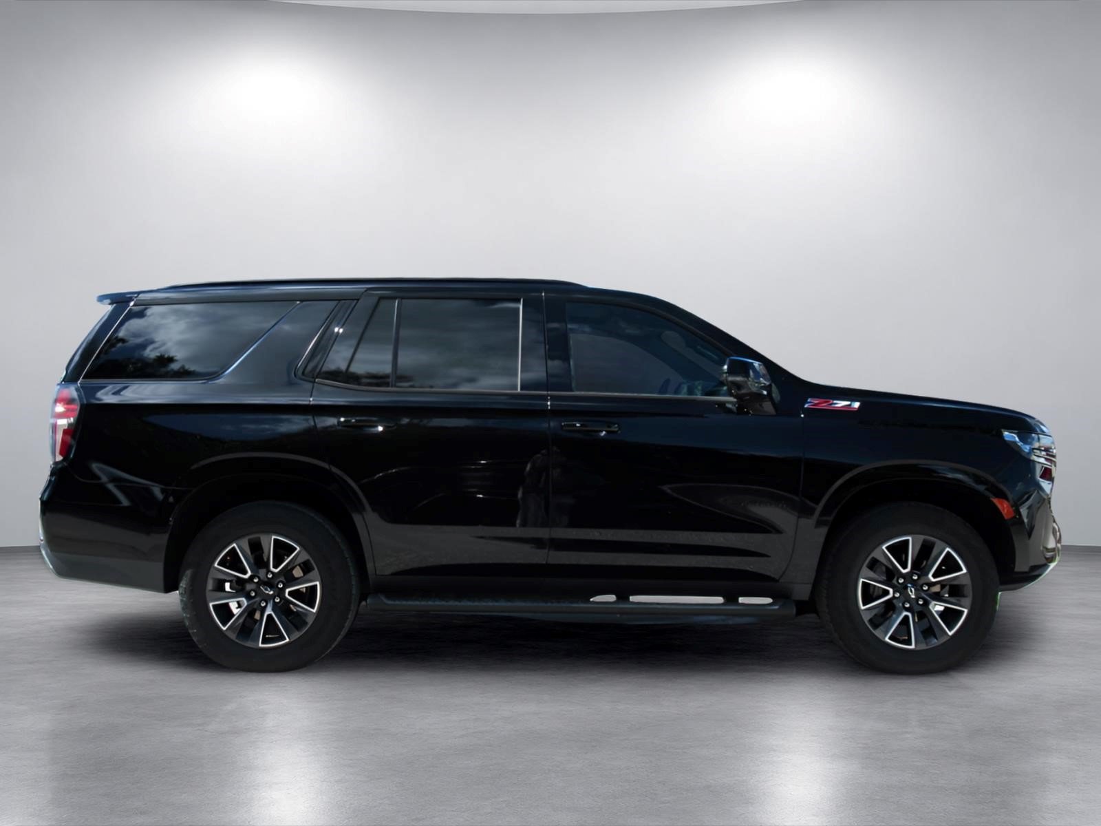 Used 2021 Chevrolet Tahoe Z71 AWD/4WD image 2