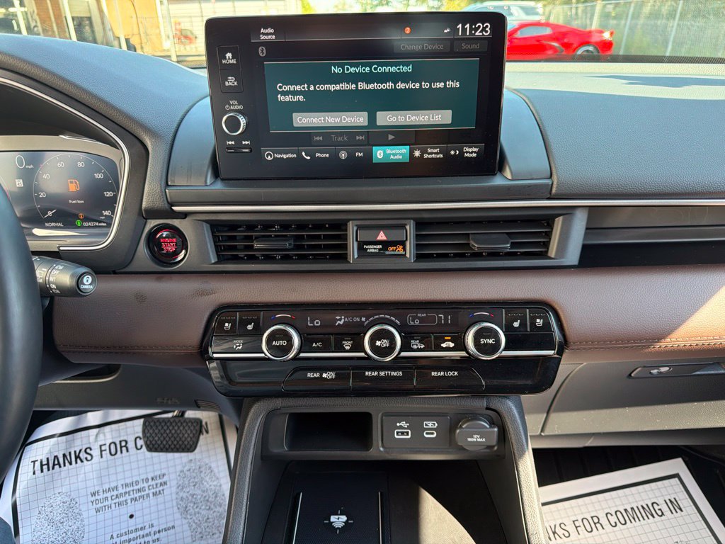 Used 2025 Honda Pilot Elite image 35