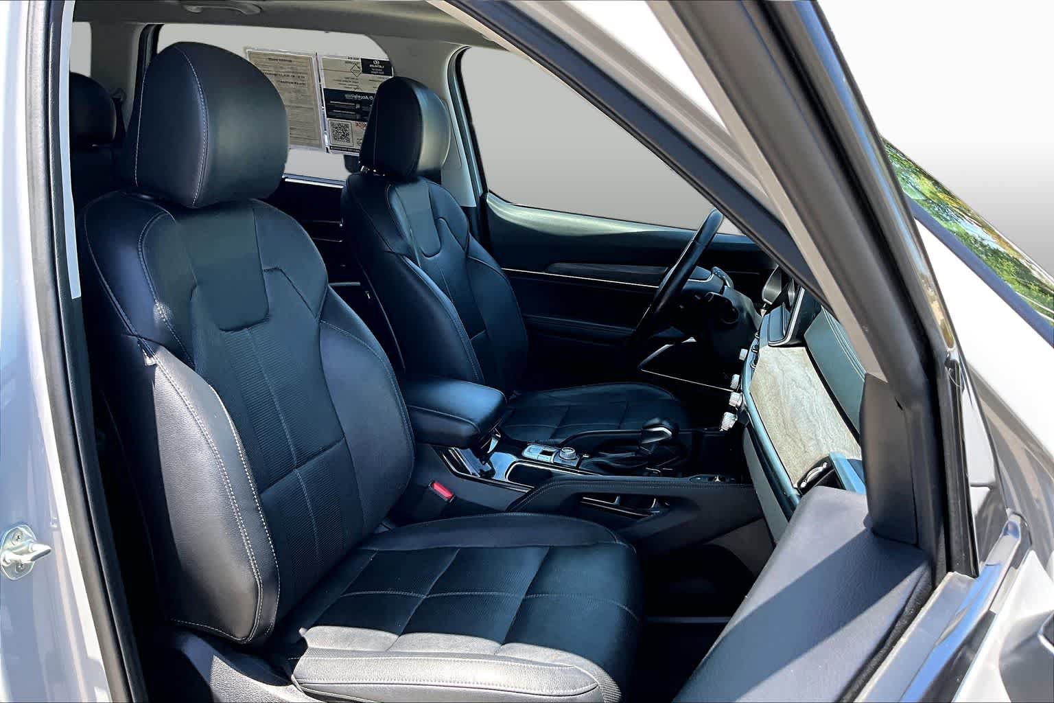 Used 2022 Kia Telluride EX w/ EX Premium Package AWD/4WD image 9