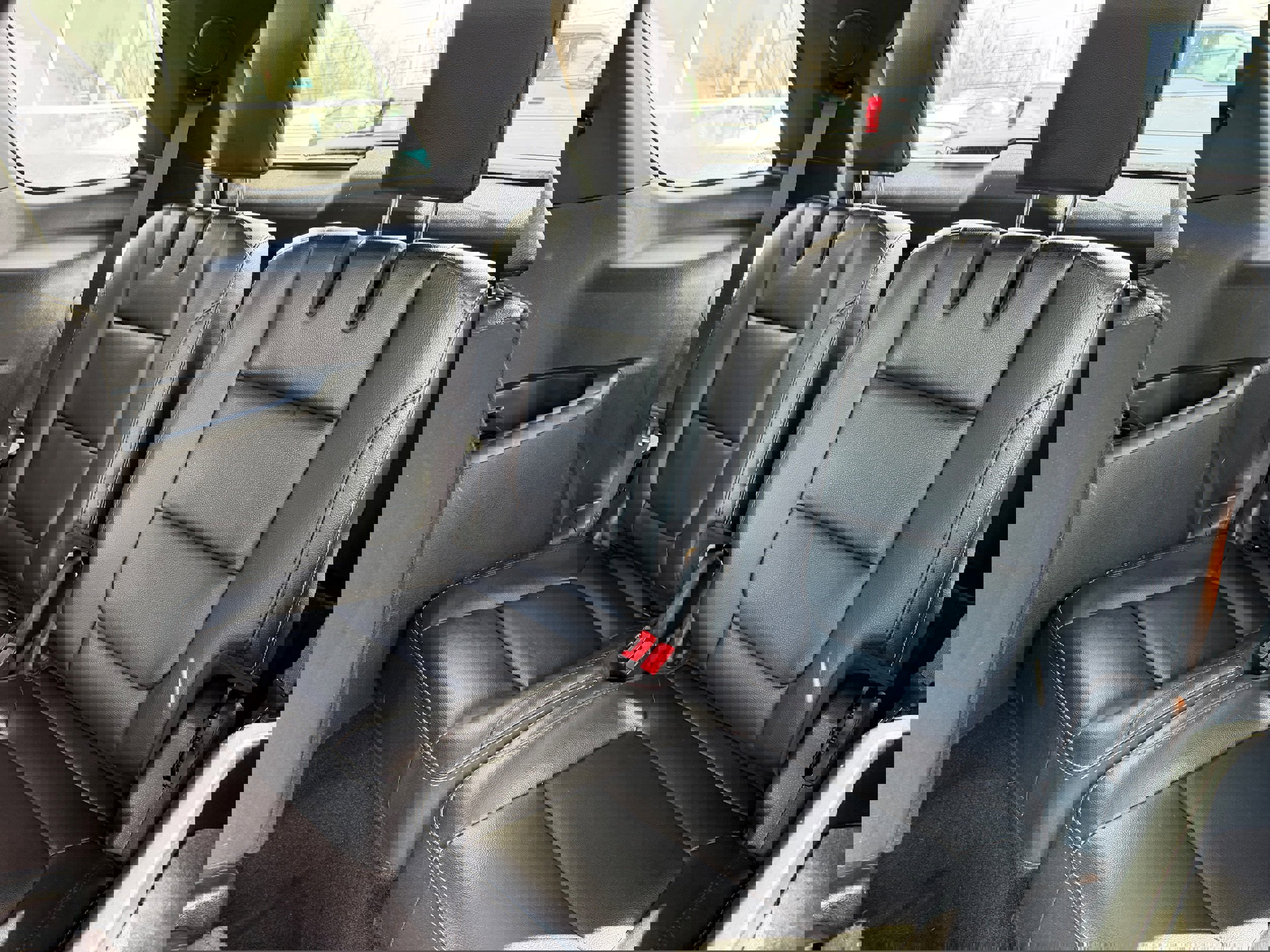 Used 2019 Ford Explorer Limited w/ Class III Trailer Tow Package image 15